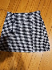 Shein Girls Mini Skirt Size 10/12 Plaid with Buttons Black and White