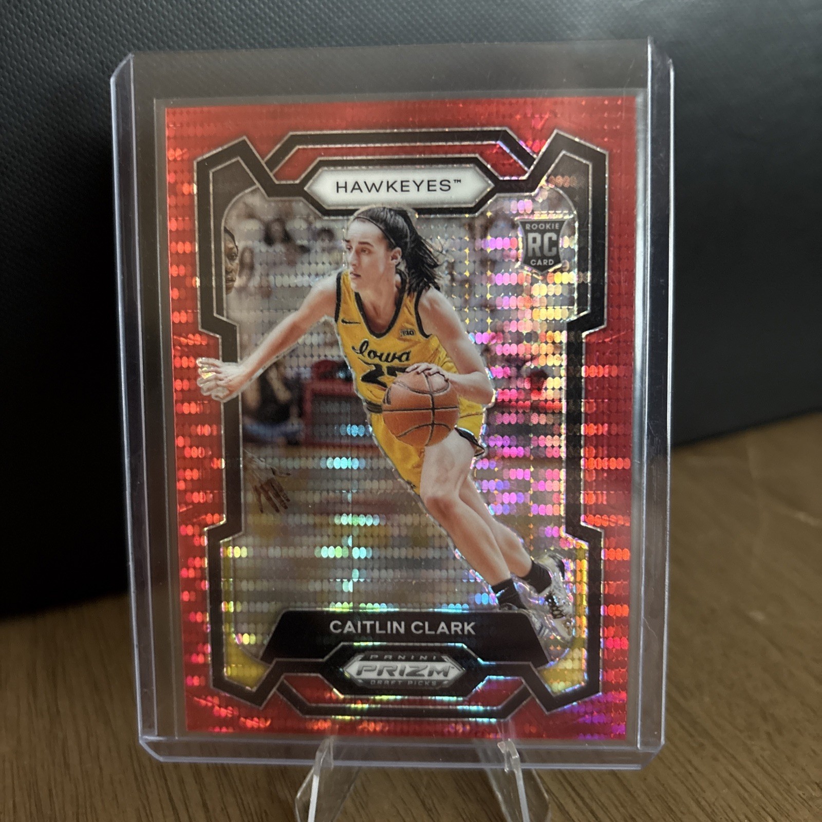 2024-25 Panini Prizm Draft Picks - Caitlin Clark #57 Red Pulsar Prizm 54 /299 RC