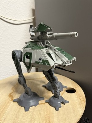 Star Wars AT-AP Walker Clone Wars   Hasbro Sammlerfigur / Fahrzeug   Rarität