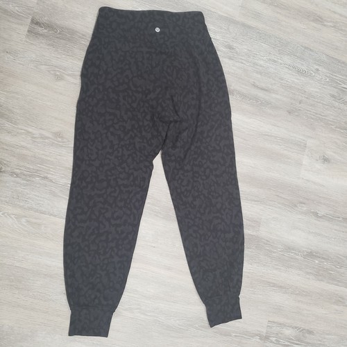 Lululemon Align Jogger 28\