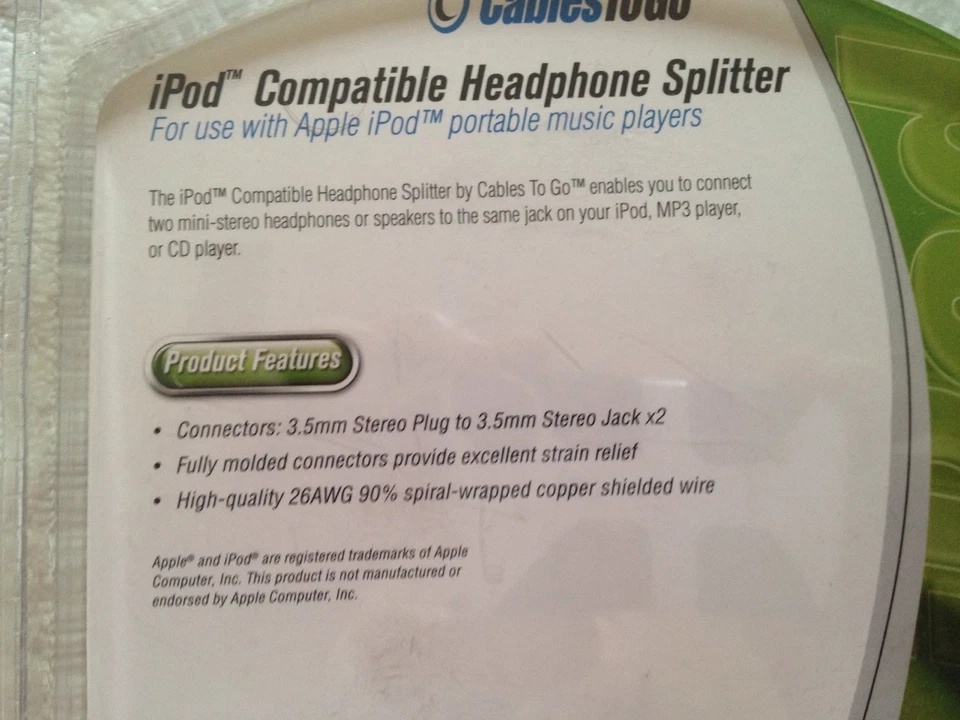 (4) Cables To Go Apple Compatible Headphone Splitters, White, 3.5mm, Quantity 4 - Image 3 of 4