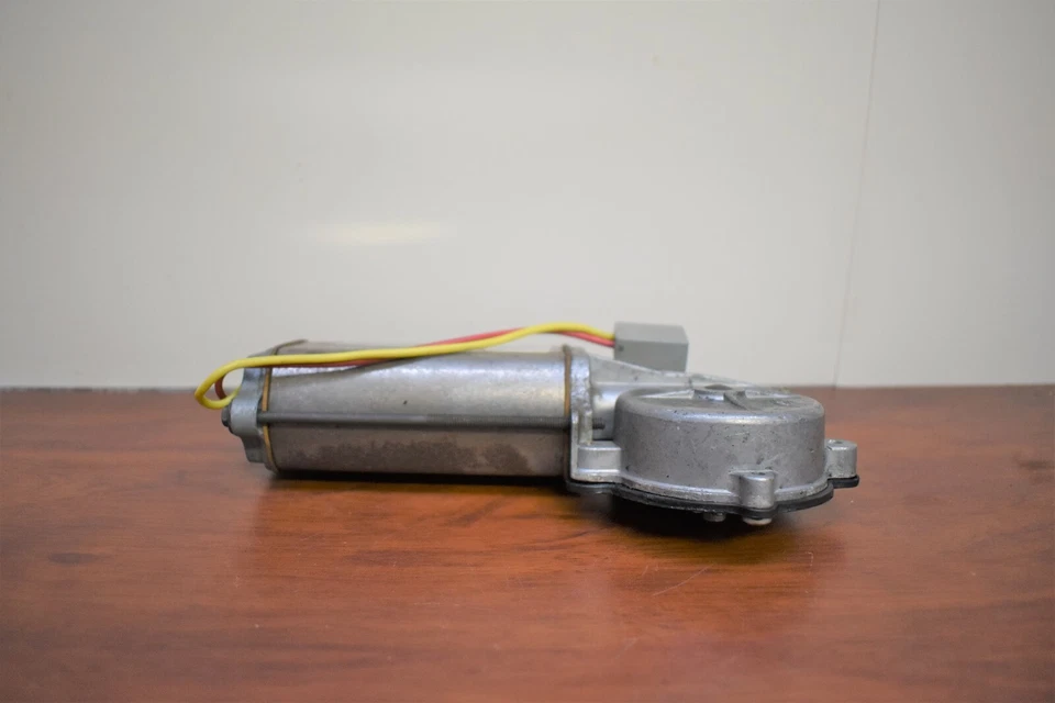 Motor de ventana Motorcraft WLM-9-RM Asy E4ZZ-66233V95-BRAZO Foto 2 de 4