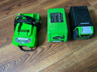 Greenworks - 2 Rechargable Batteries and 1 Charger 40 Volts Lithium — photo 2