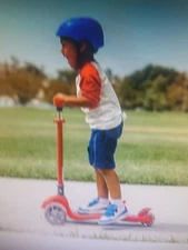 RED LIFEMASTER GLIDER KICK & ROLL 3-WHEEL SCOOTER, 3-7 AGE RANGE