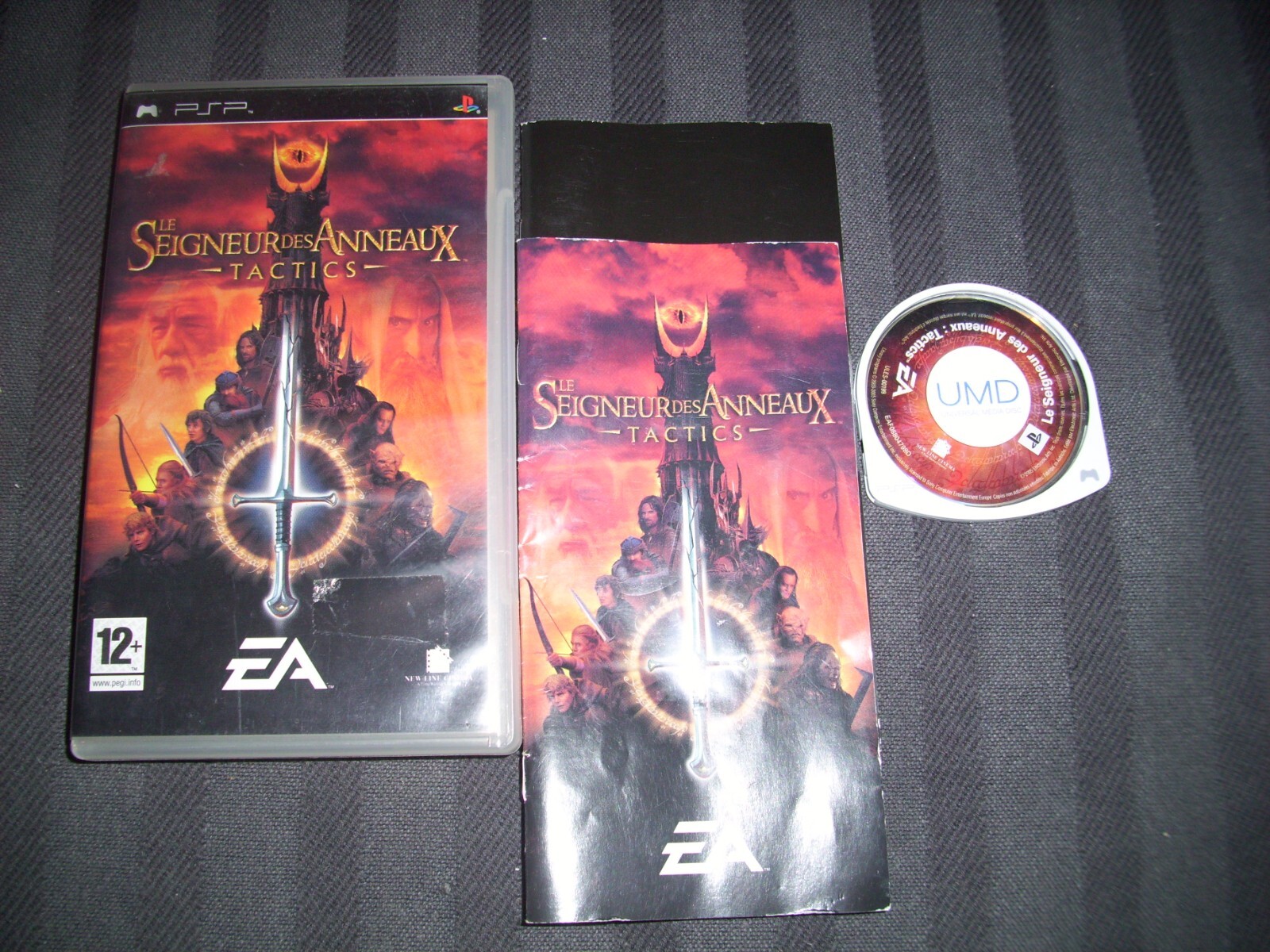 Le Seigneur des Anneaux Tactics PSP complet FR