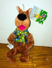 Vintage Warner Brothers Store Scooby Doll Easter Limited Bean Bag Plush NWT