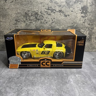 NEW Yellow 1963 Chevy Corvette Stingray, 1:24, Limited Ed. 2056/5000 CC