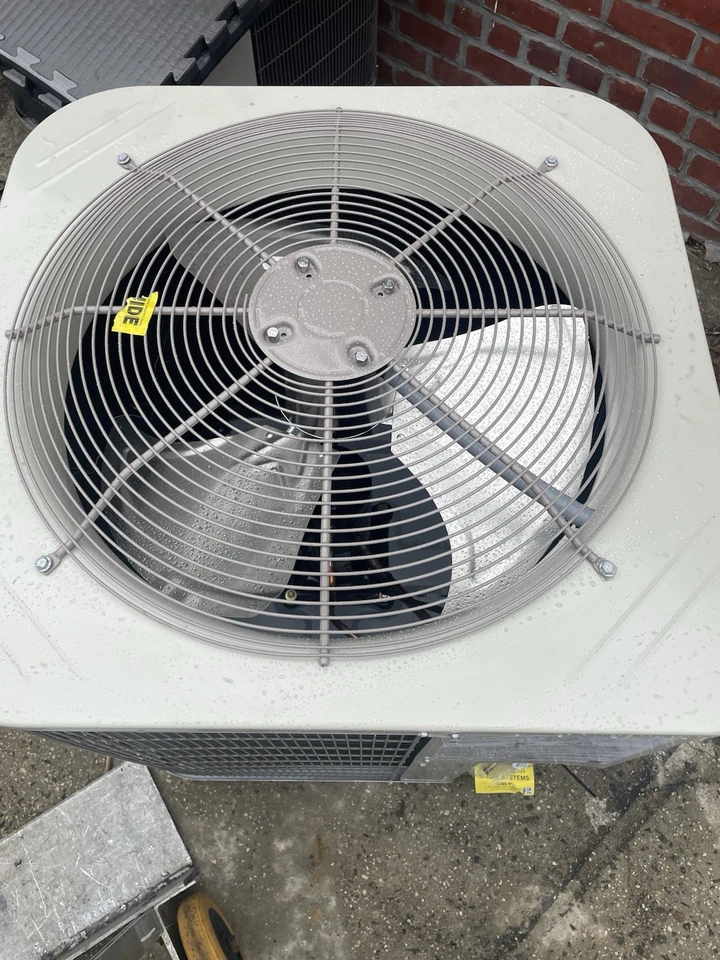 Unidad condensadora Bryant 2 toneladas R454B 230/1PH PA5SAN52400W + BOBINA portadora CVAVA2417X Foto 2 de 4