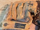 Lot of 6 Vintage Baseball Gloves — photo 2
