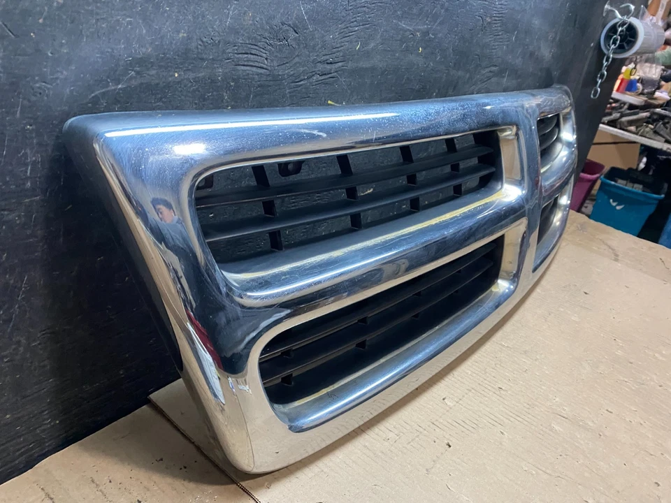 1998 to 2003 Dodge Ram Van B1500 B2500 B3500 Front Grill Grille OEM u7602 DG - Image 3 of 4