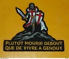 FABRIC PATCH: RATHER DIE STANDING THAN LIVING ON KNEES, SIZE 10 CM X 9 CM