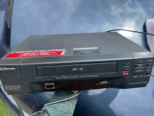 Emerson VCR4003A VCR 4 Head VHS HQ Video Cassette Player Recorder -Tested