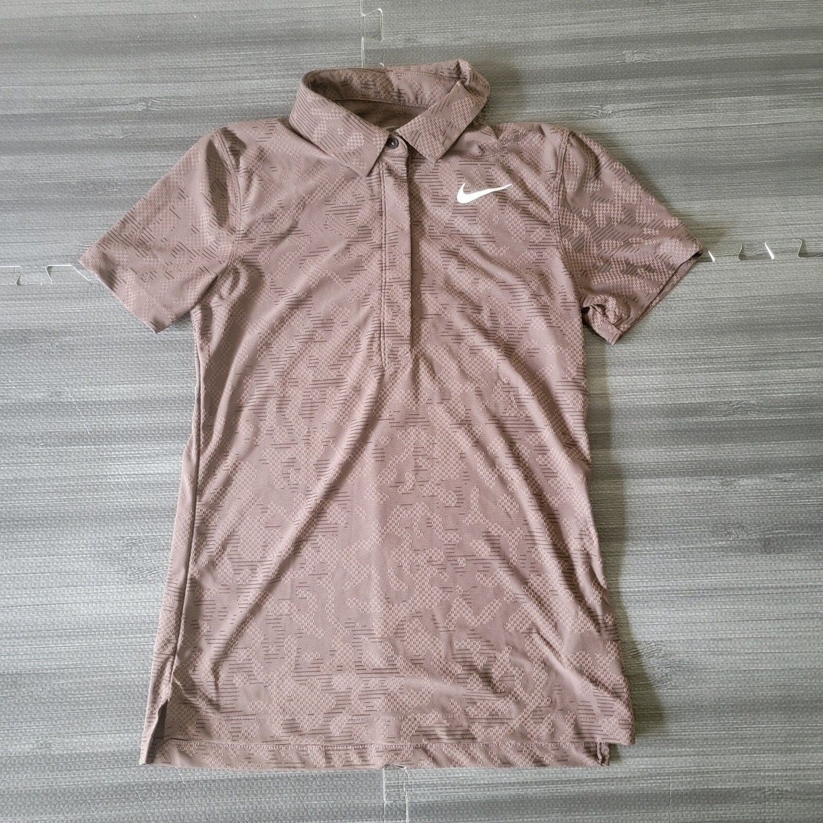 brown nike golf shirt