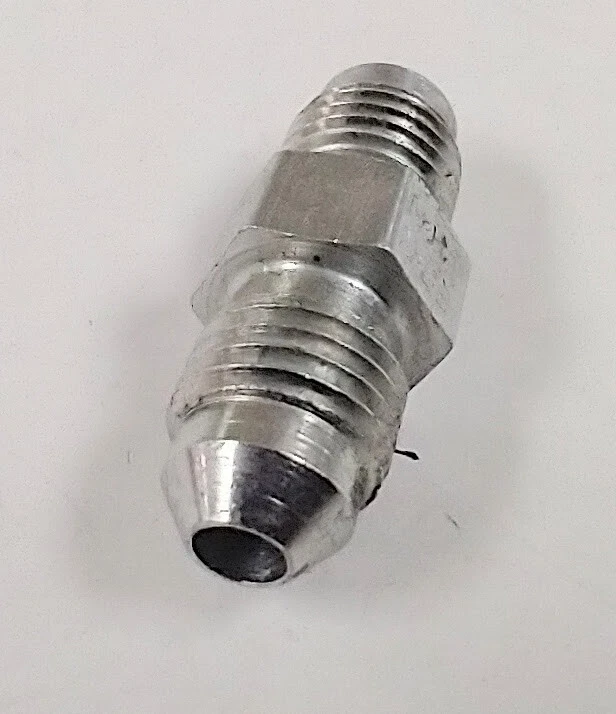 1/4" JIC TO 1/4" JIC STRAIGHT UNION FITTINGS (LOT OF 31) 2403-04-04 - Image 3 of 3