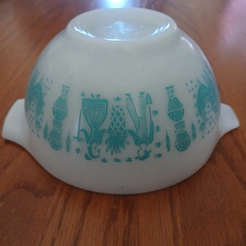 Vintage Pyrex Amish Butterprint Cinderella Bowl 441, 1 .5 pt VTG turquoise