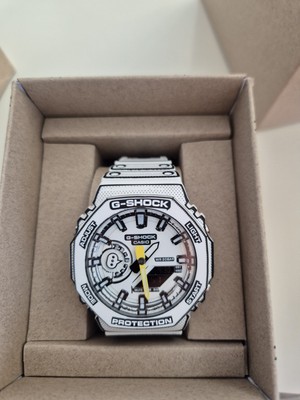 Casio G-Shock GA-2100MNG- Manga Edition  Weiss  NEU