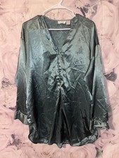 Vintage Victoria's Secret Lounge Sleep Shirt Satin Long Sleeve Logo Green M/L