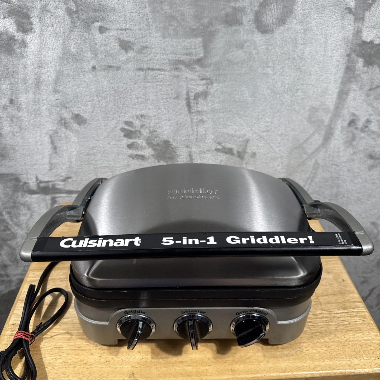 Cuisinart GR-4N 5-in-1 Fold Out Griddle Grill Griddler Panini Press Maker Tested
Opens in a new wind