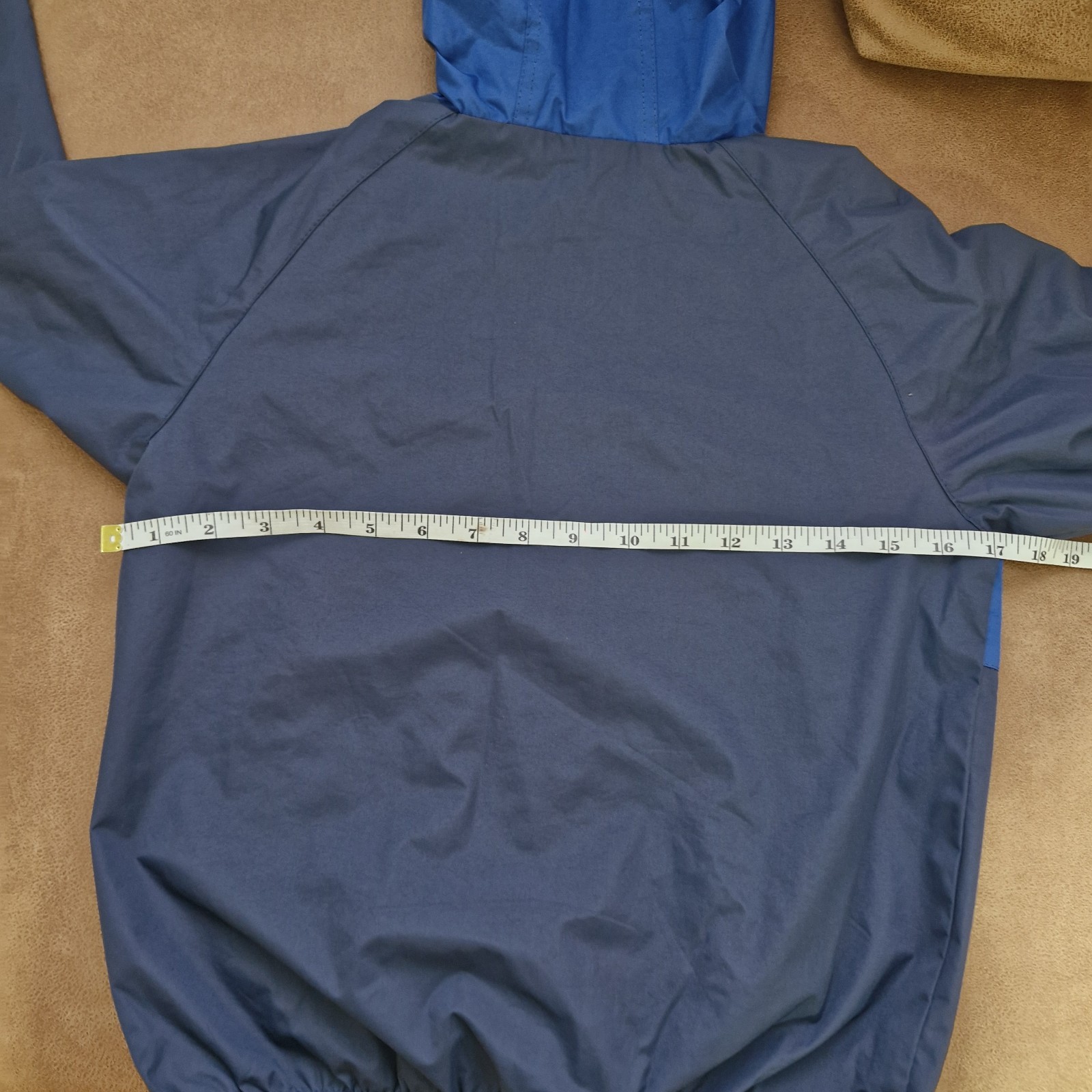 Tottenham Hotspur Spurs Rain Jacket Kids Size 8/9 Blue Official Merchandise image 7