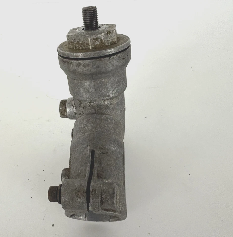 Poulan Weed Eater Trimmer PP325 Cabezal de caja de cambios solo pieza de repuesto usado Foto 3 de 4