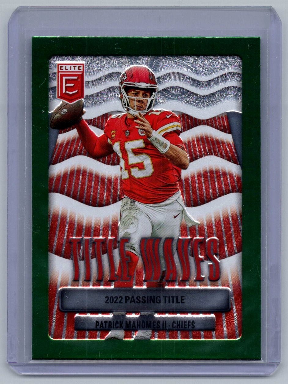2023 Donruss Elite Patrick Mahomes II Title Waves Green #TW-3