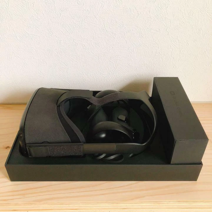 Oculus Quest 64GB VR Headset - Black F/S [Excellent+] 815820020271
