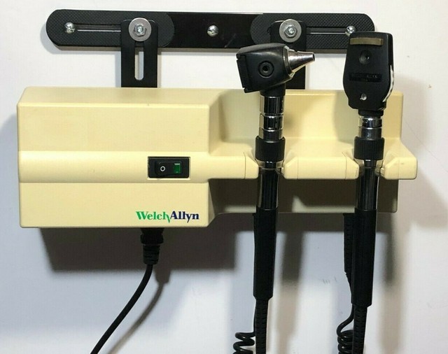 Set De Diagnostic Médical Welch Allyn 767 (Occasion) - Otoscope + Ophtalmoscope 3,5V + Chargeur Mural