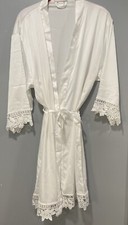 Satin  Lace White Silky Robe OS Pristine- Bride Vacation Romantic- No Belt