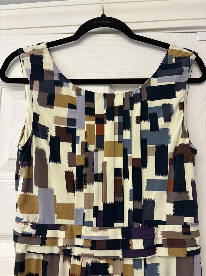 Vestido Max And Cleo para mujer 4 sin mangas estampado abstracto plisado cierre de cremallera Foto 2 de 4