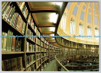 L362534 The British Museum The Paul Hamlyn Library in the British Museum Reading