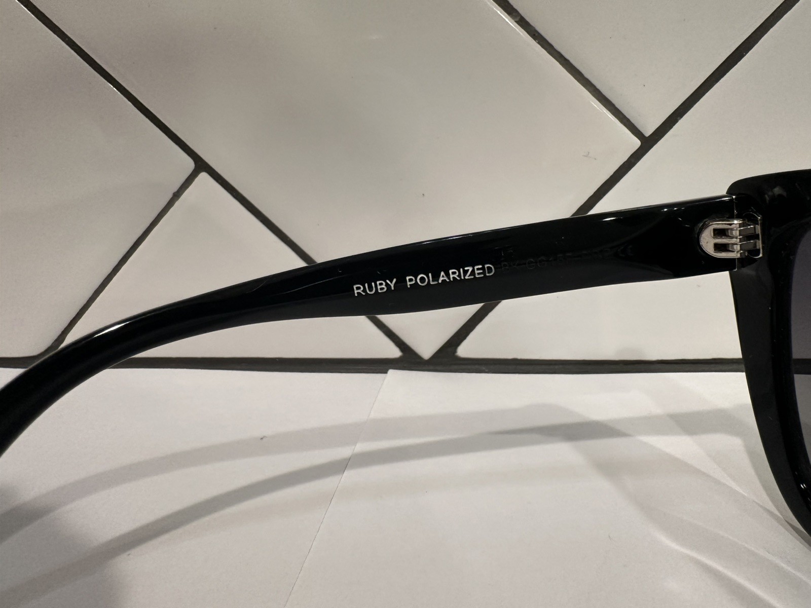 DIFF Eyewear Ruby Polarized Sunglasses Black Cat … - image 5