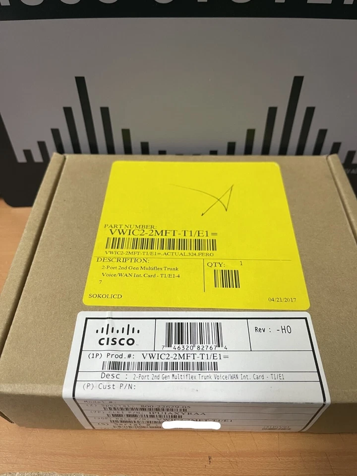 NEW Cisco VWIC2-2MFT-T1/​E1 2-Port RJ-48 Multiflex Trunk T1/E1 HOLOGRAM - Image 2 of 4