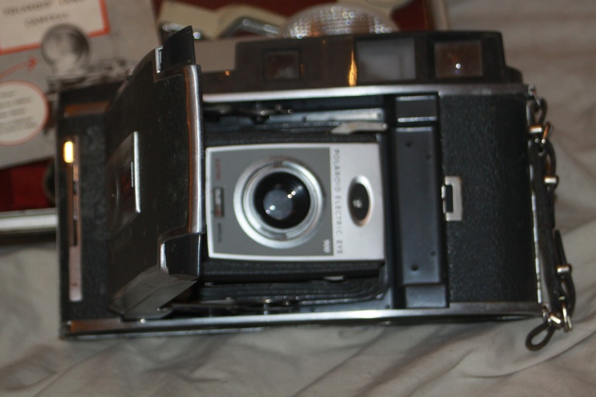 Vintage Polaroid model 900 Electric Eye Land Camera Kit Original