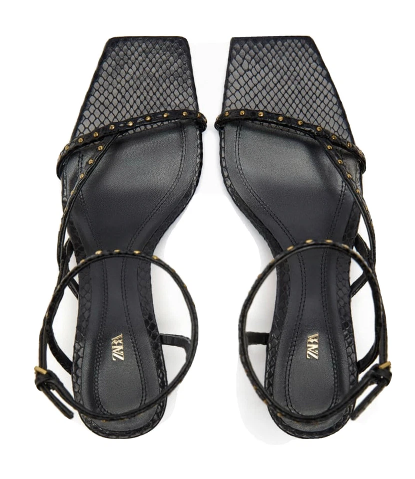 女士凉鞋,正品皮革 S 7.5 小猫高跟鞋,金色铆钉细节新品 — 第 2/4 张图片