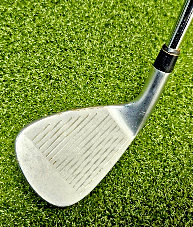 Taylormade Burner OS Gap Wedge Regular Steel Shaft Taylormade Grip Taylormade Burner OS Gap Wedge Regular Steel Shaft Taylormade Grip