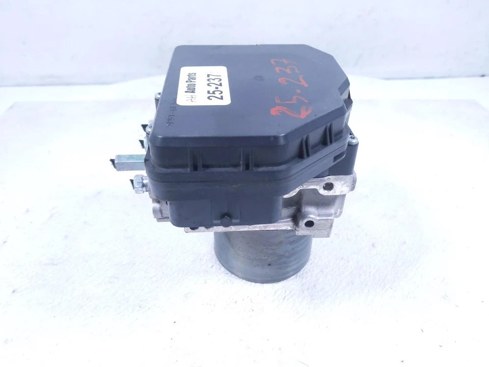 Lexus Is200t 2016 Vsa bomba abs modulador acumulador 44050-53830 Foto 3 de 4