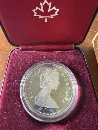 1984 Canadian Elizabeth II Toronto - Proof Silver Dollar ** %50 Silver **