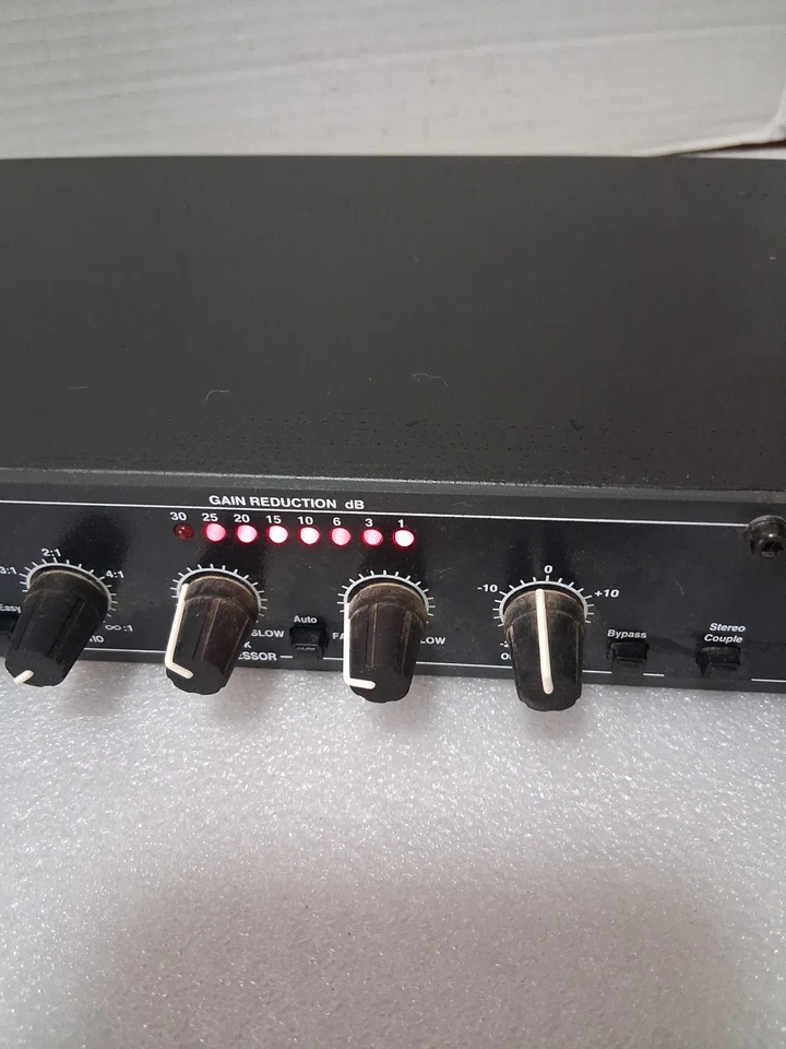 DBX 266XL – Audio Compressor/ Gate. No Cables Or Cords. - Image 3 of 4