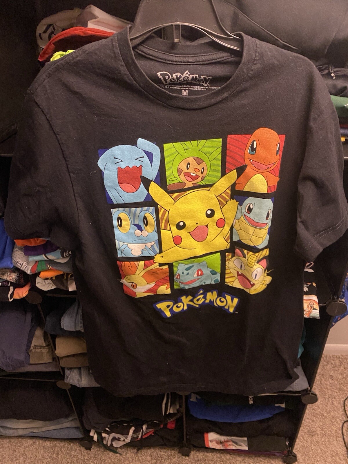 pokémon Characters t-shirt Size Medium