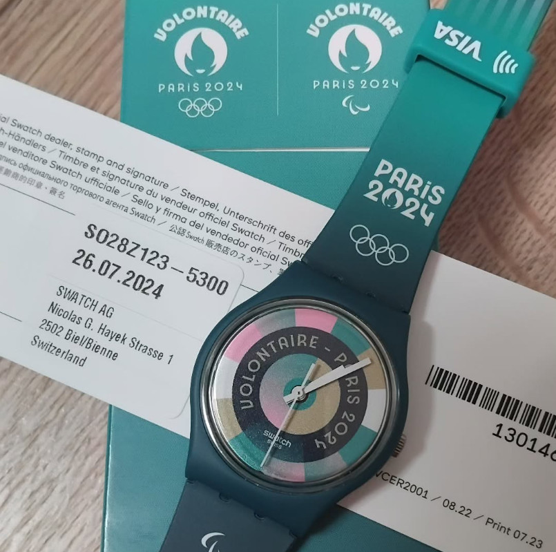 Paris 2024 Oympics Volunteer Swatch Watch w NFC chip SwatchPay - Unopened