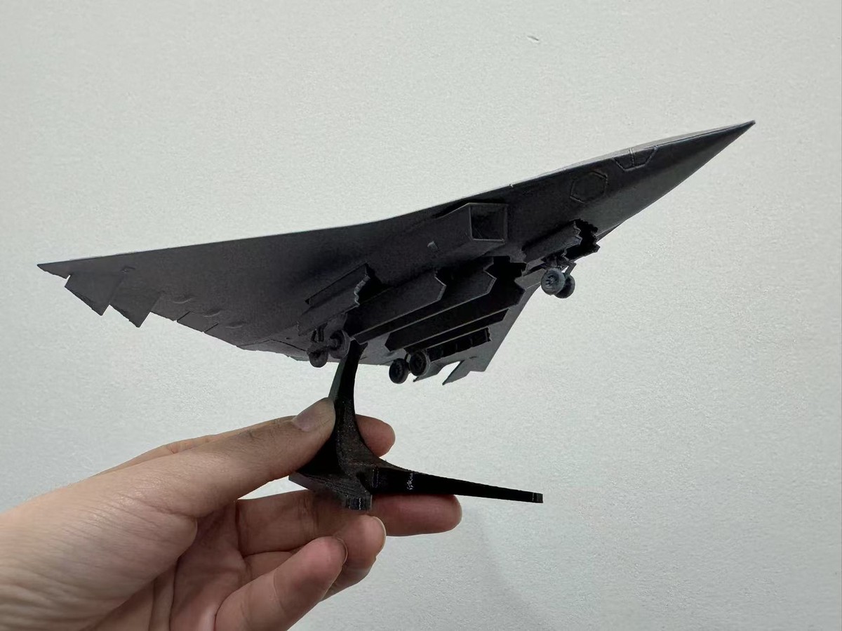 1/144/200 China 6th Generation Fighter Jet Model with Eagle