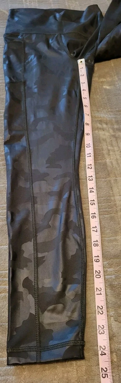 yogalicious lux camo with pockets leggings