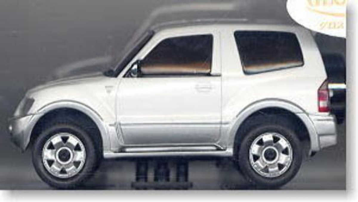 ミニカー Pajero mini Amazon.com: Fujimi Model 1/24 Inch Up Series No. 116