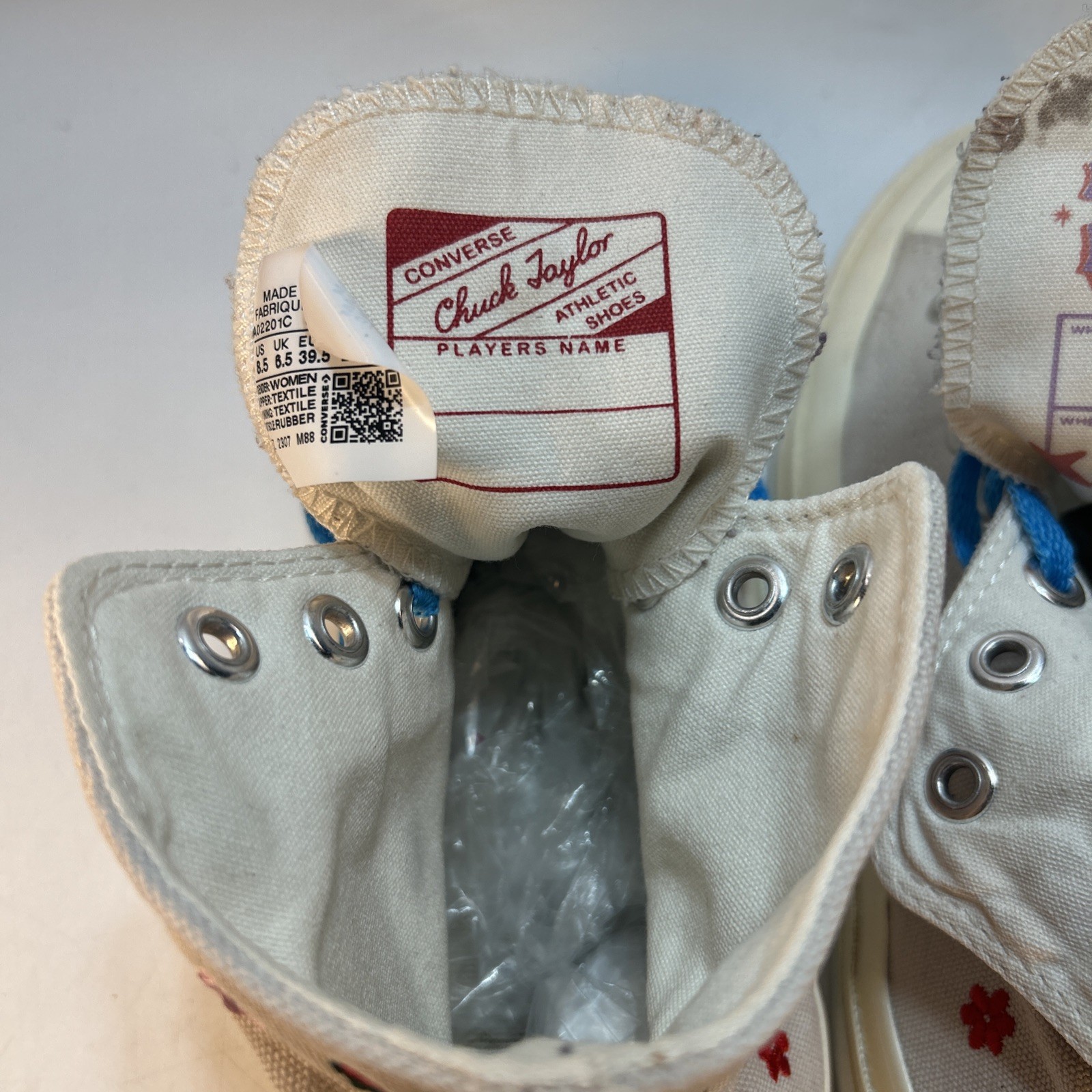 Womens 8.5 Converse Chuck Taylor 70 Floral Embroidery High Top Taupe Sneakers thumbnail 16