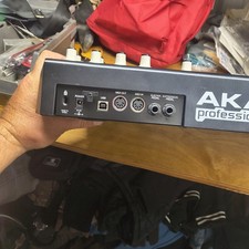 Akai MPK 25 USB/MIDI Performance Keyboard Black Used KP24