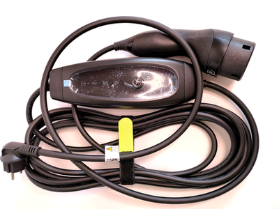 Mercedes-Benz OEM EV Charging Cable Portable Charger 230V 8A IC