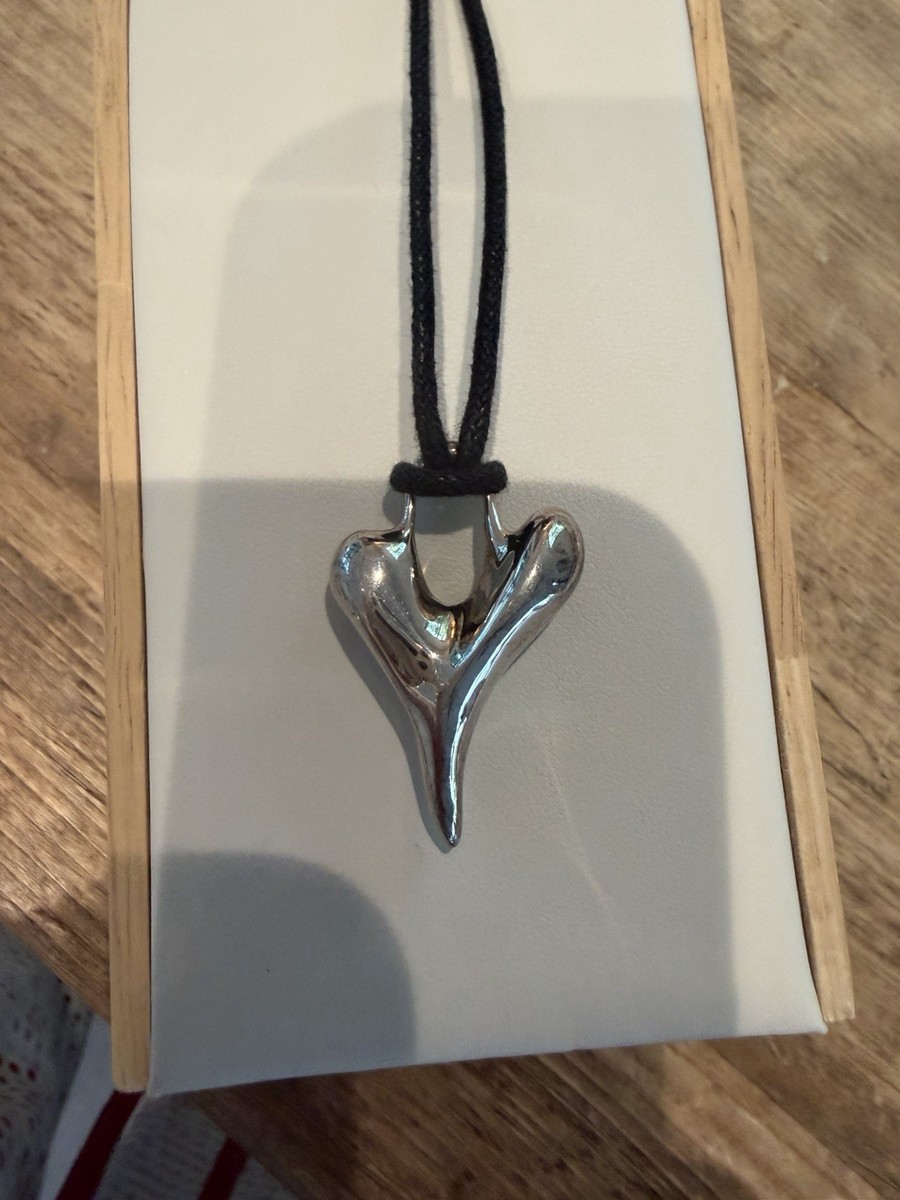 RARE - ROBERT LEE MORRIS STERLING SILVER TWISTED HEART PENDANT View 3
