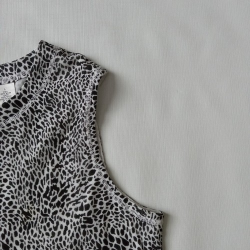 Camicetta smanicata trasparente Laura Ashley bianca e nera fantasia animalier donna grande - Foto 7 di 12