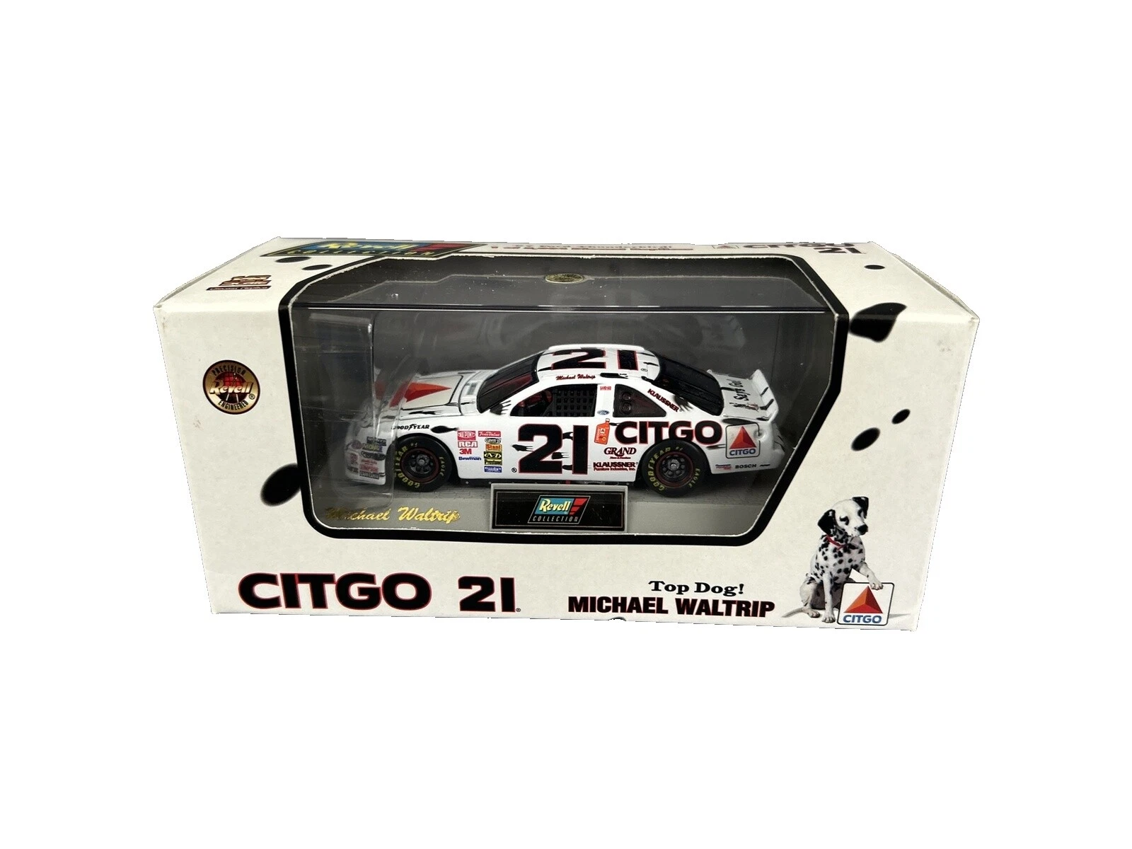 Autos de carrera Diecast Revell Ford 1:43