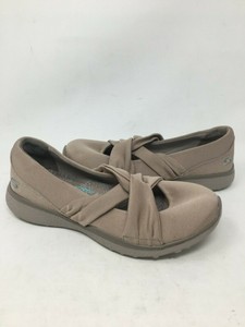 skechers knot concerned